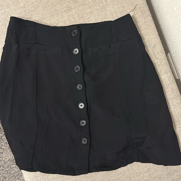 Reformation Linen Skirt - Picture 3 of 3